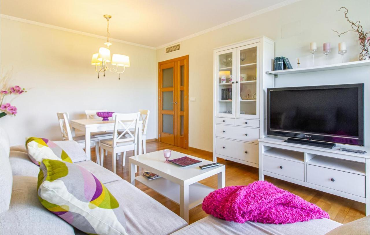 Beautiful Apartment In Santa Pola Buitenkant foto