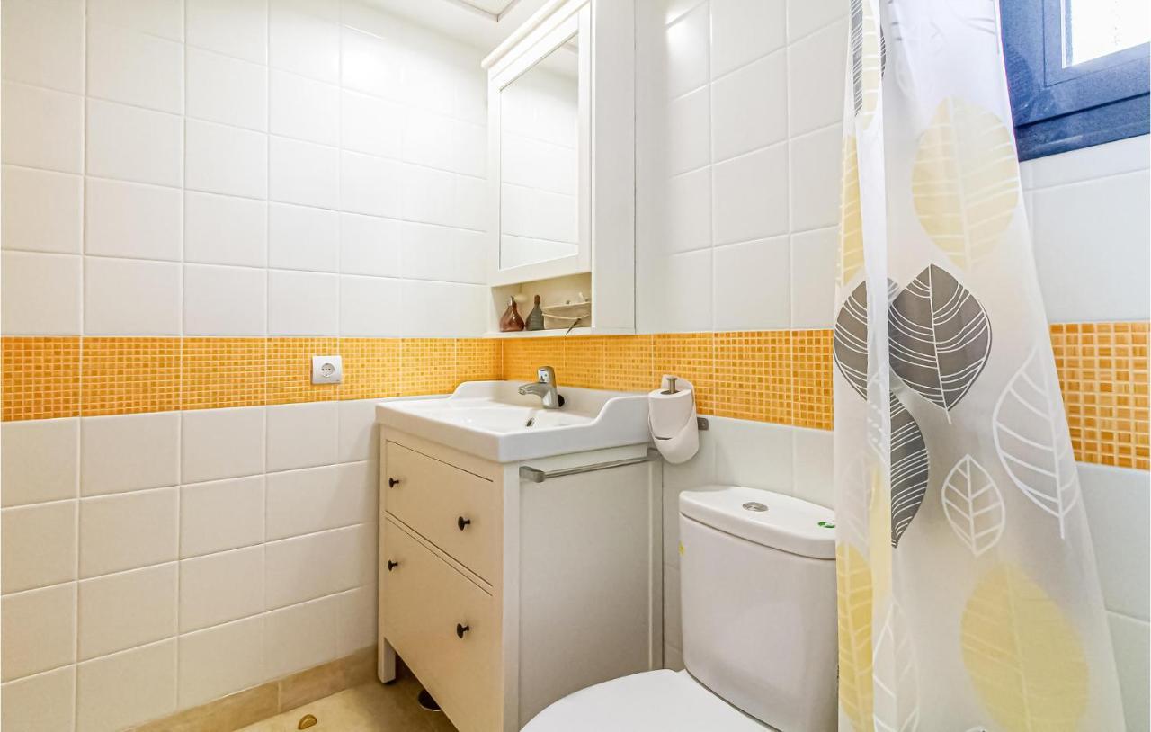 Beautiful Apartment In Santa Pola Buitenkant foto